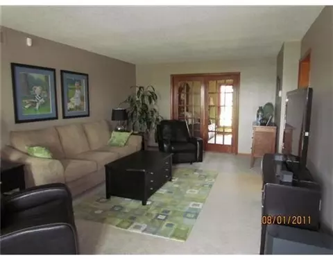 1820 E Possum Rd, Springfield, OH 45502 photo 3