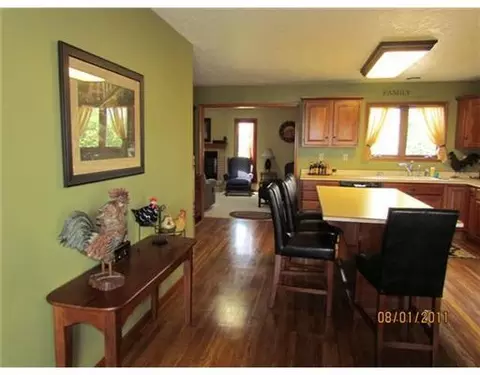 1820 E Possum Rd, Springfield, OH 45502 photo 5