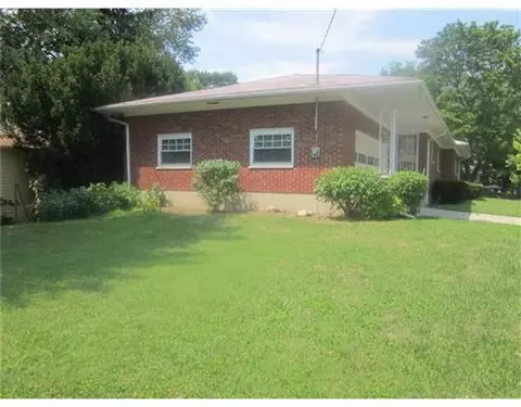 701 Snowhill, Springfield, OH 45504 photo 3