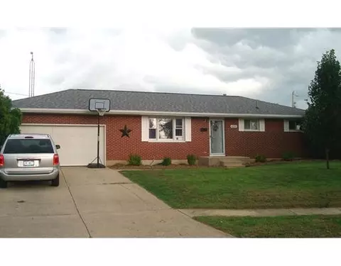 4338 Tudor Cr, Springfield, OH 45503 photo 1
