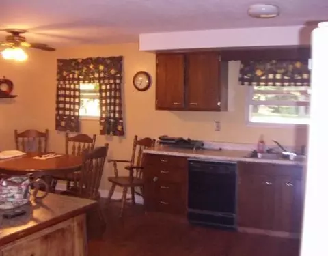 5730 Broadway, Springfield, OH 45502 photo 2
