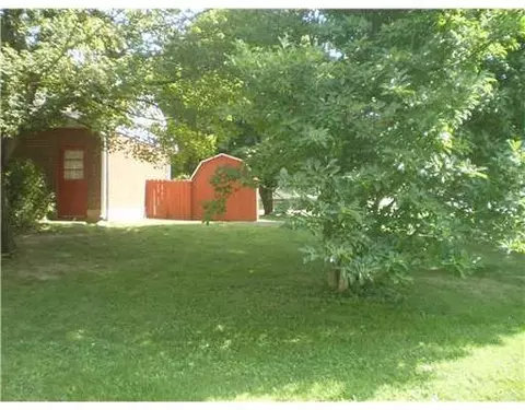 3246 Hanson Rd, Springfield, OH 45504 photo 3