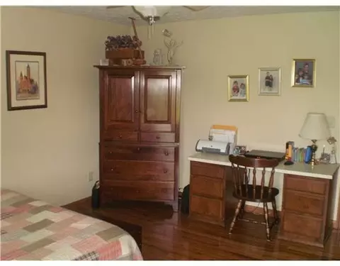 3246 Hanson Rd, Springfield, OH 45504 photo 12