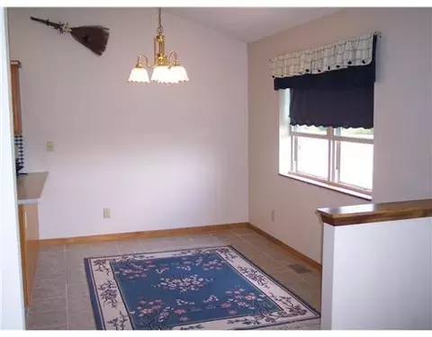 2420 Myers, Springfield, OH 45502 photo 4