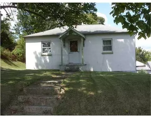 2802 W National, Springfield, OH 45504 photo 1