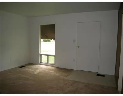 804 S Burnett Rd, Springfield, OH 45505 photo 8