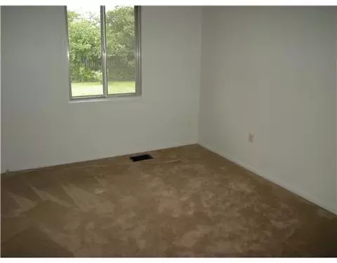 804 S Burnett Rd, Springfield, OH 45505 photo 12
