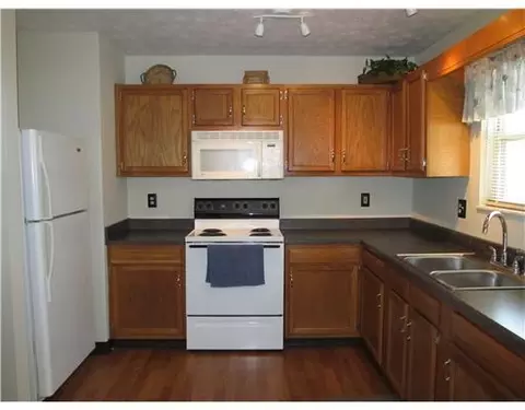 1425 Maiden Ln, Springfield, OH 45504 photo 6