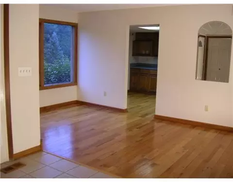 525 Tollhouse, Springfield, OH 45504 photo 4