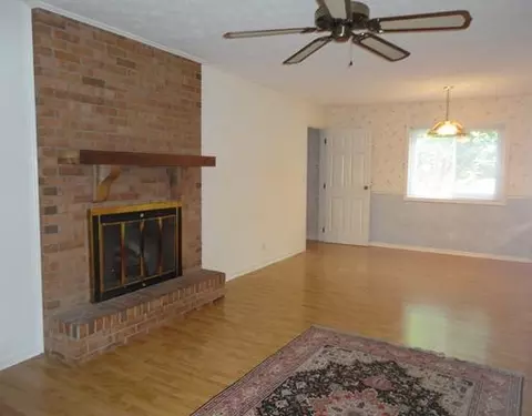 447 Robinwood, Sidney, OH 45365 photo 5