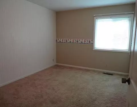 447 Robinwood, Sidney, OH 45365 photo 13