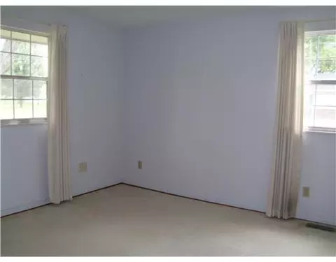 2825 Derr Rd, Springfield, OH 45503 photo 12