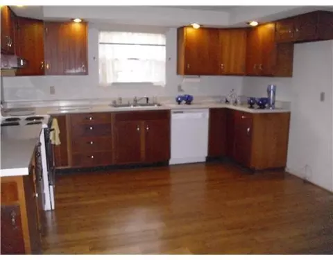 2825 Derr Rd, Springfield, OH 45503 photo 4