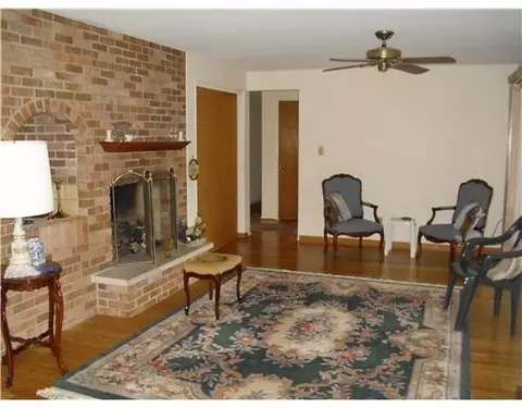 2825 Derr Rd, Springfield, OH 45503 photo 5