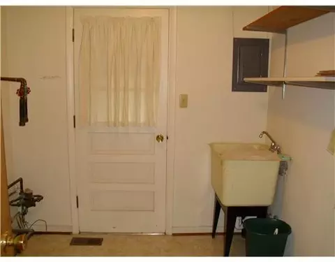 2825 Derr Rd, Springfield, OH 45503 photo 17