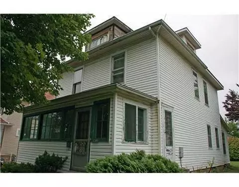 225 N Burnett Rd, Springfield, OH 45503 photo 2