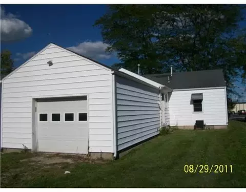 905 Murlin, Celina, OH 45822 photo 12