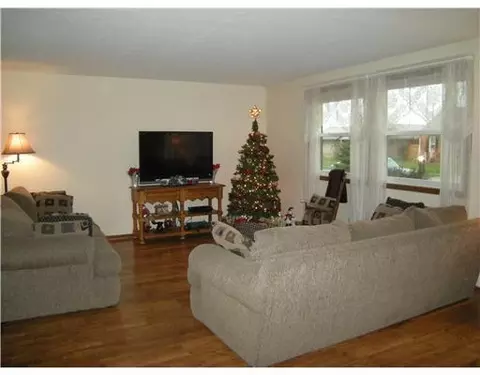 1743 Elaina Dr, Springfield, OH 45503 photo 3