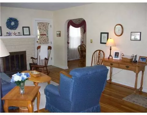 363 S Broadmoor, Springfield, OH 45504 photo 3