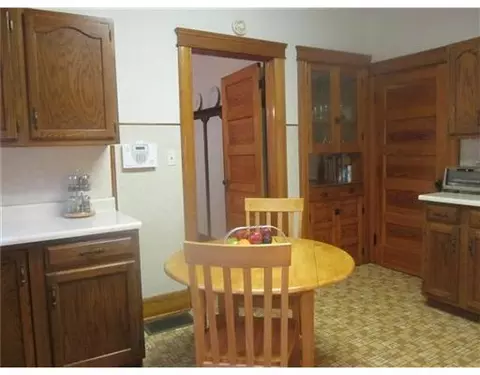 351 E Madison, Springfield, OH 45503 photo 17