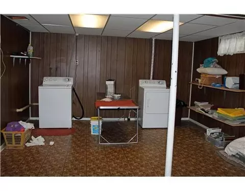 4241 Willowbrook, Springfield, OH 45503 photo 11