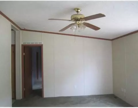 4200 Martin, Springfield, OH 45502 photo 3