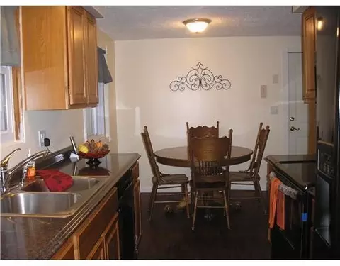 5331 E Ridgewood Rd, Springfield, OH 45503 photo 10