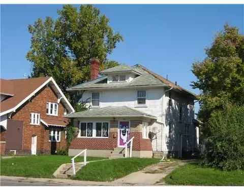 1786 S Limestone St, Springfield, OH 45505 photo 1