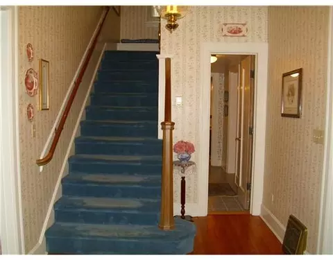 212 Hawthorne Rd, Springfield, OH 45504 photo 9