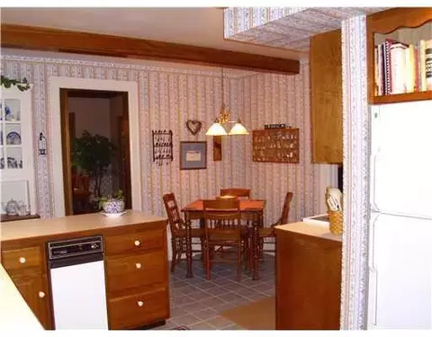 212 Hawthorne Rd, Springfield, OH 45504 photo 5