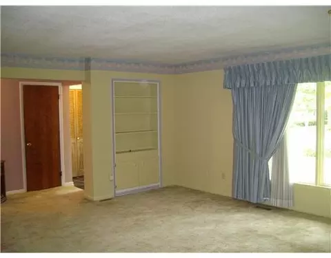 6782 Nancy Ave, Celina, OH 45822 photo 3