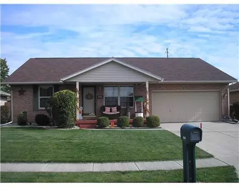 3964 Delmar Cir, Springfield, OH 45503 photo 1