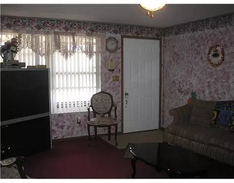 3964 Delmar Cir, Springfield, OH 45503 photo 4