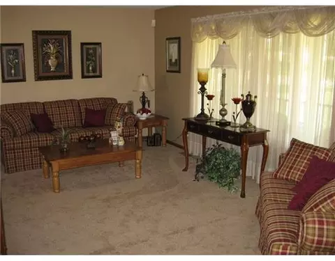 3439 Maple Grv, Springfield, OH 45504 photo 2