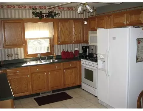 3439 Maple Grv, Springfield, OH 45504 photo 3