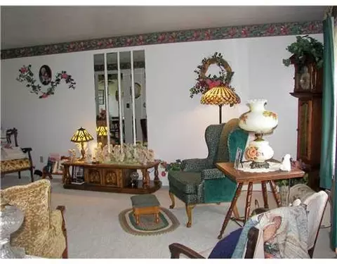 1119 Jon, Sidney, OH 45365 photo 2