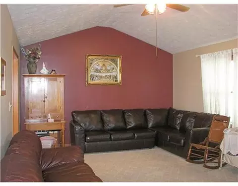 18000 Maloney, Sidney, OH 45365 photo 2