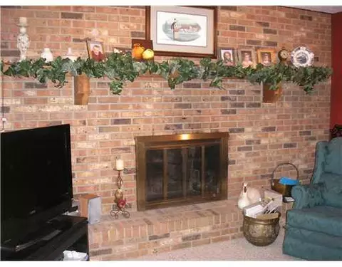 1944 W Mile, Springfield, OH 45503 photo 7