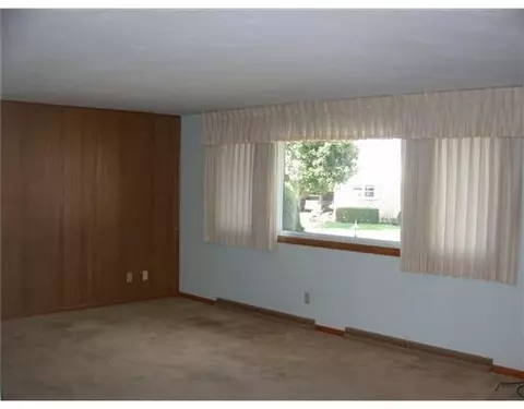 4300 Wabash Dr, Springfield, OH 45503 photo 3
