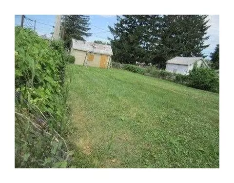 403 N Race, Springfield, OH 45504 photo 2