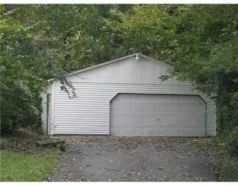 824 Shrine, Springfield, OH 45504 photo 2