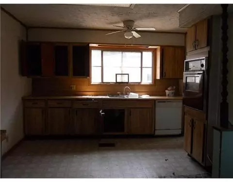 1710 Warder St, Springfield, OH 45503 photo 4