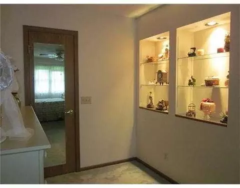 5786 Winfield #., Springfield, OH 45503 photo 9