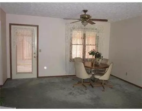 5786 Winfield #., Springfield, OH 45503 photo 4
