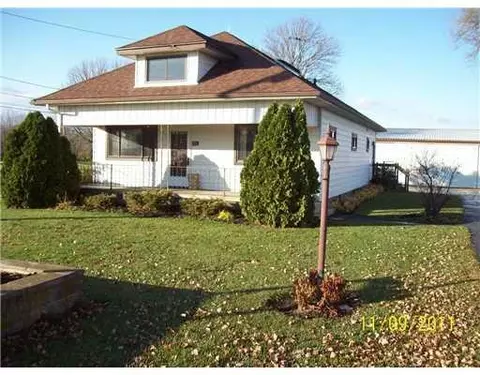 2040 W Blee, Springfield, OH 45502 photo 1