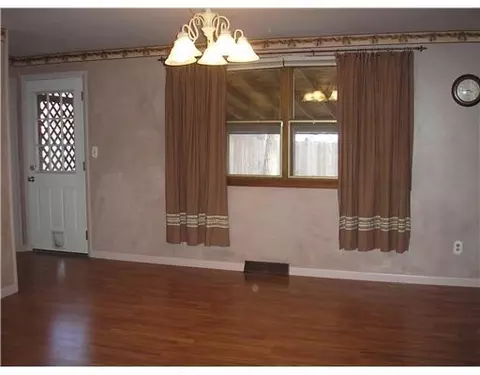 4276 Helena, Springfield, OH 45503 photo 6
