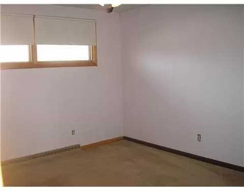 4276 Helena, Springfield, OH 45503 photo 12