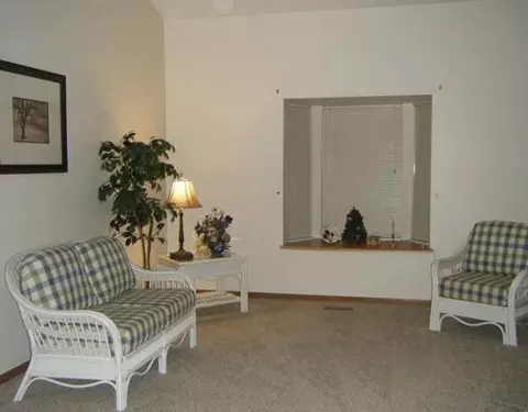 1245 Old Farm #., Springfield, OH 45503 photo 2