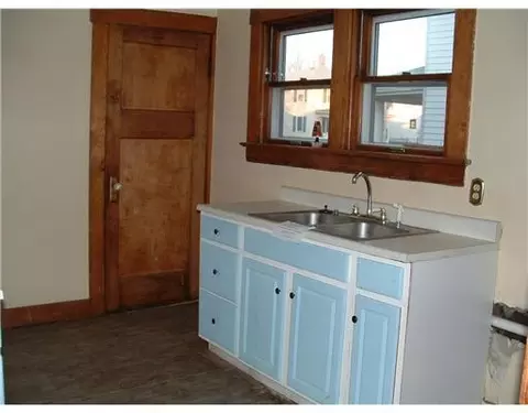 2213 Woodside, Springfield, OH 45503 photo 4