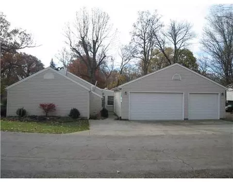 4815 Forest Dr, Springfield, OH 45506 photo 6